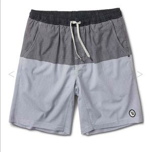 Vuori - Men's Kore Short, Navy-Charcoal Stripe